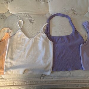 Set of 4 crop top tanks